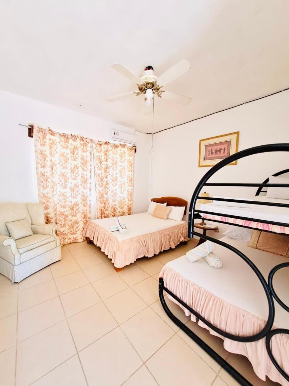 Hotel Georgi Cr Veintisiete de Abril Dış mekan fotoğraf