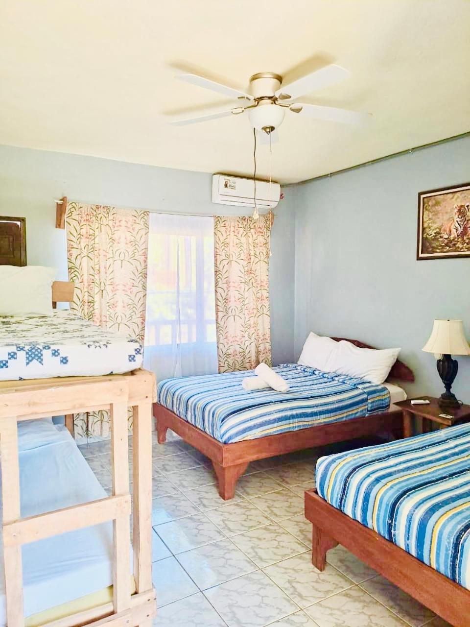 Hotel Georgi Cr Veintisiete de Abril Dış mekan fotoğraf