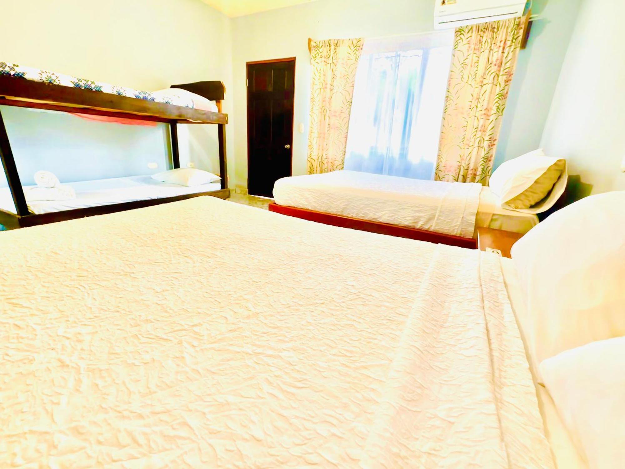 Hotel Georgi Cr Veintisiete de Abril Dış mekan fotoğraf