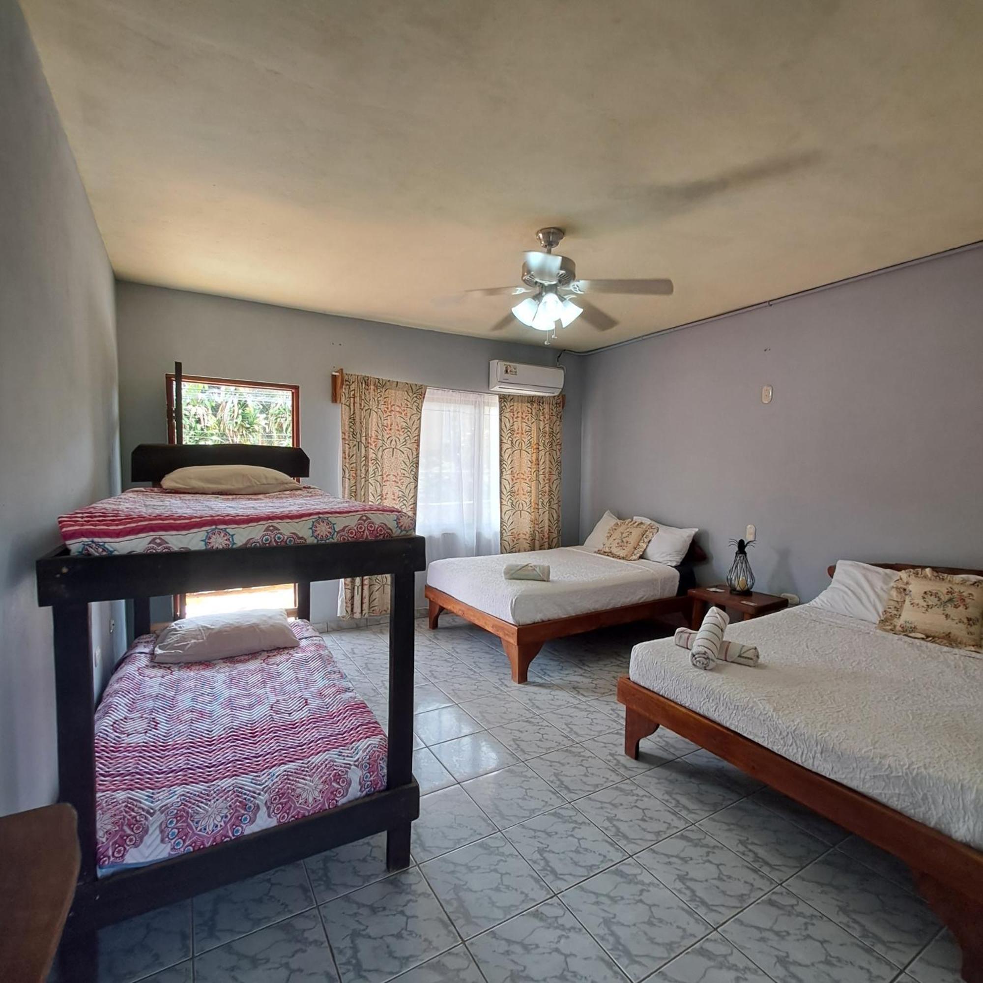 Hotel Georgi Cr Veintisiete de Abril Dış mekan fotoğraf